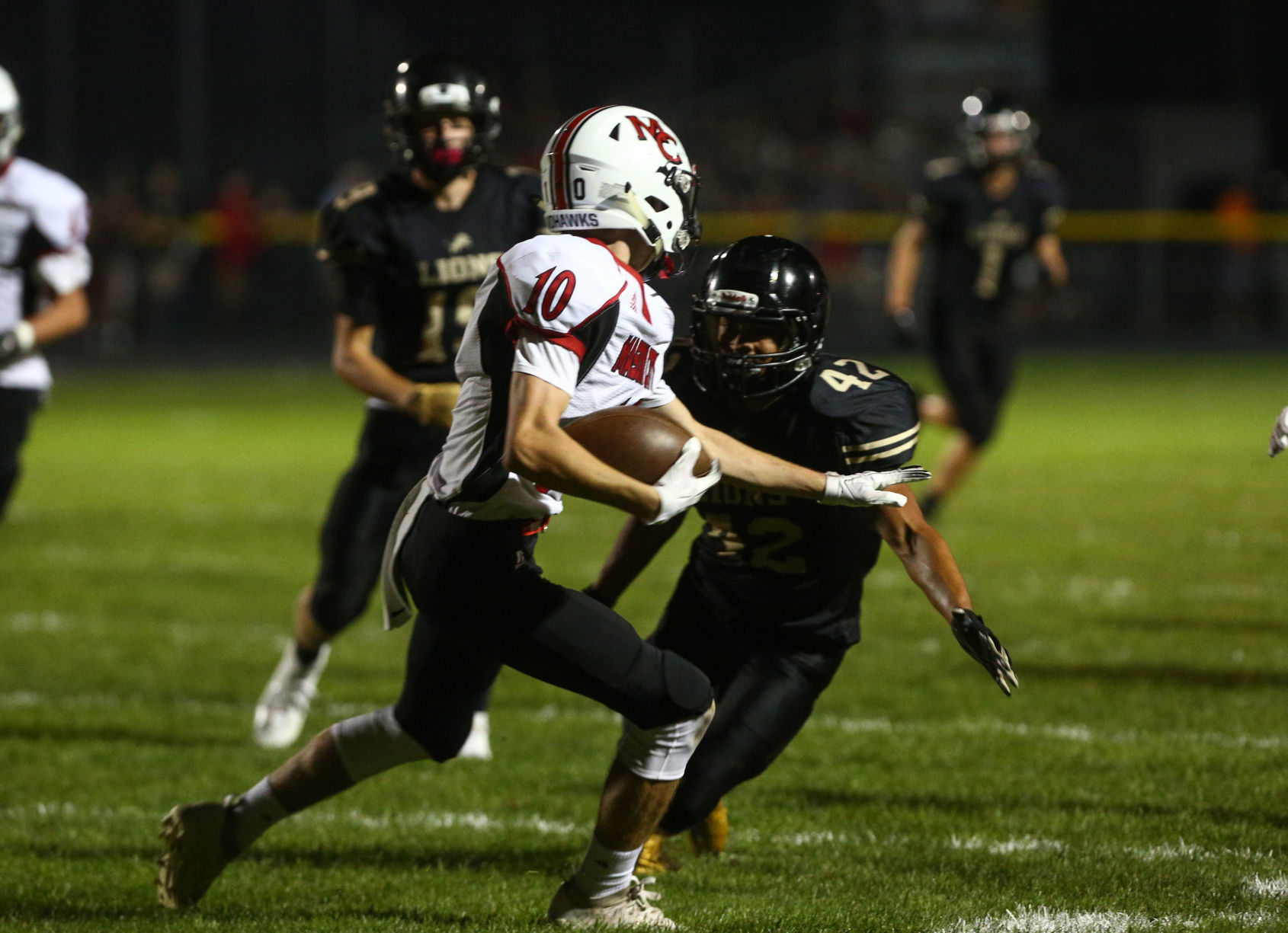Clear Lake vs MCHS football 09.20.19 (11).jpg
